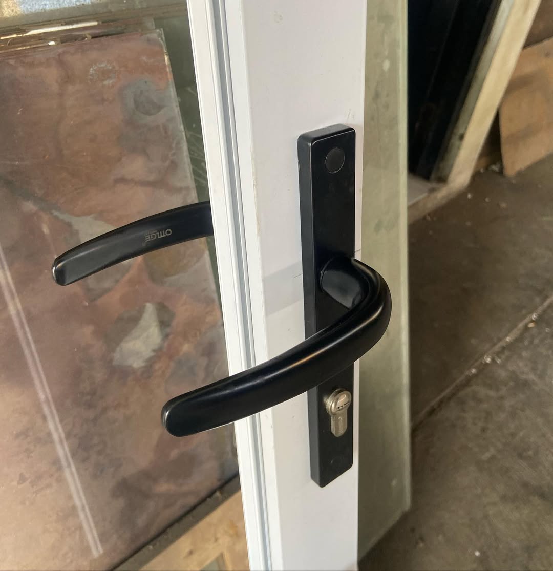Aluminium door handle and lockset by OMGE Jakarta