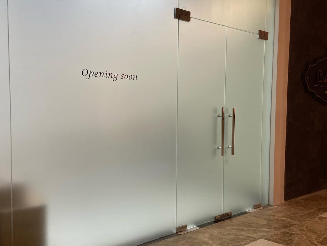 Work done tempered Glass Shop front partition PIK Avenue2